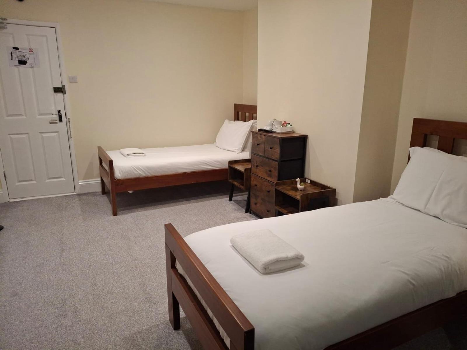 Inn By The Sea, Portsmouth - En Suite Rooms With Or Without Sea View, Onsite Ev 22Kw Exteriér fotografie