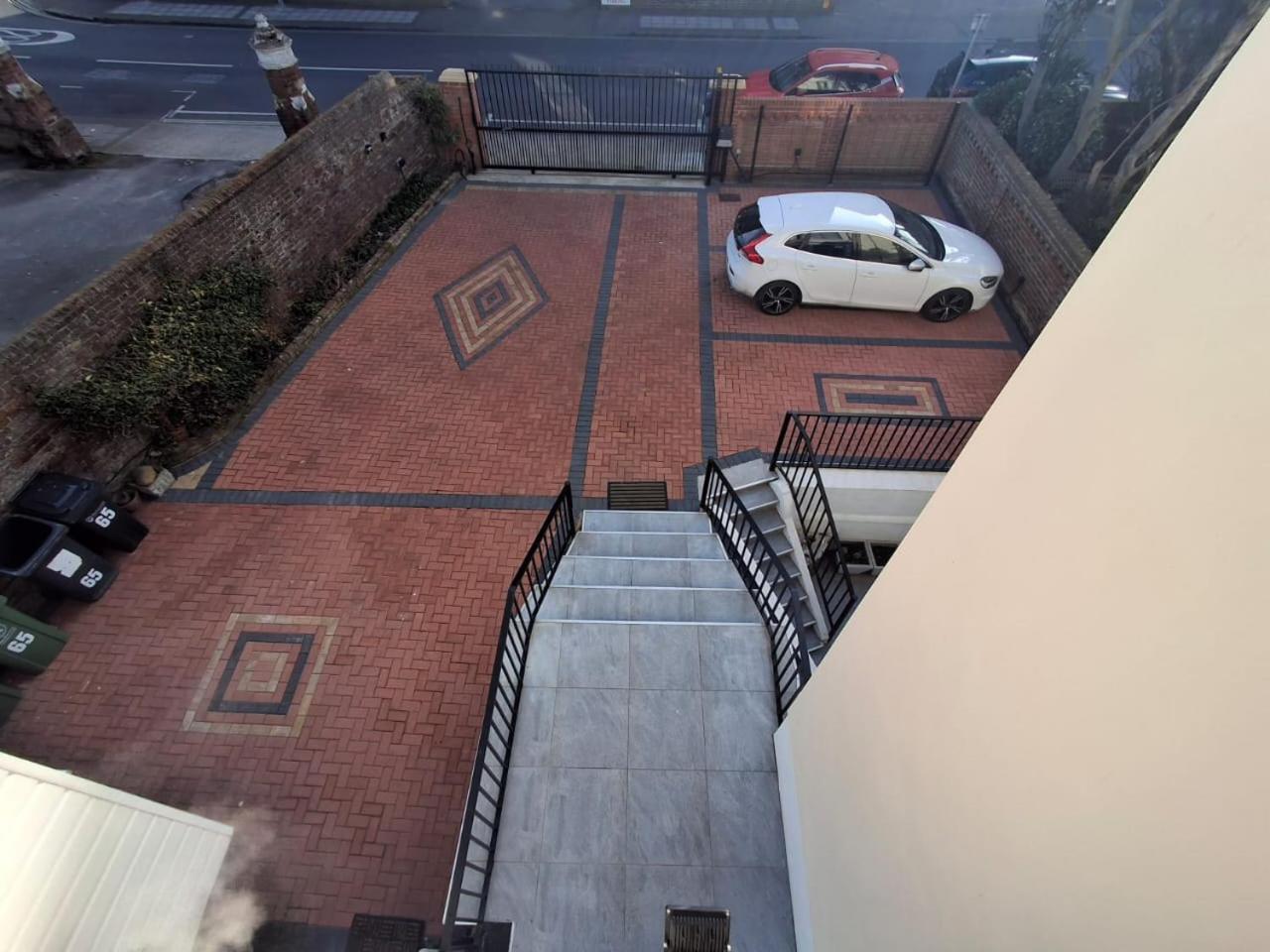Inn By The Sea, Portsmouth - En Suite Rooms With Or Without Sea View, Onsite Ev 22Kw Exteriér fotografie