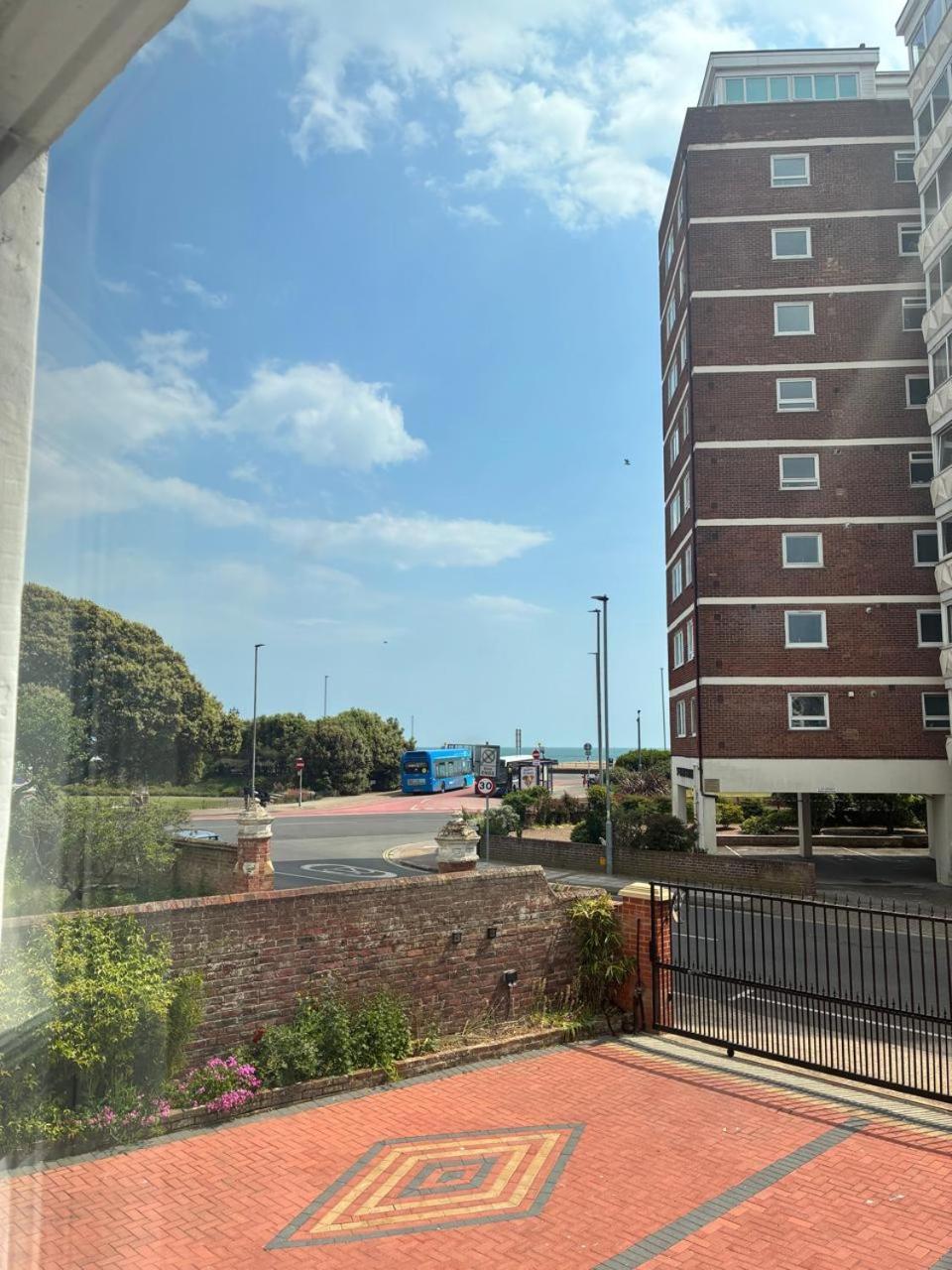 Inn By The Sea, Portsmouth - En Suite Rooms With Or Without Sea View, Onsite Ev 22Kw Exteriér fotografie